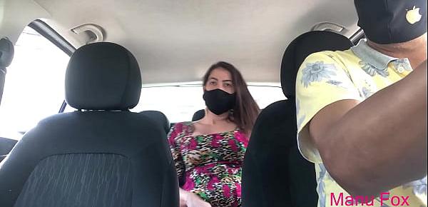  Provoquei o motorista do uber até ele me fazer gozar